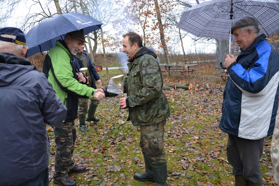 Puchar Wójta w zawodach wędkarskich