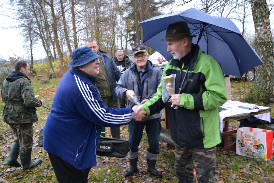 Puchar Wójta w zawodach wędkarskich